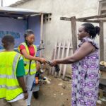 Sensibilisation dans le villag