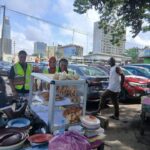 A la cité RAN Garage dans la commune du Plateau, les agents de sensibilisation d'ECOTI SA ont sensibilisé les commerçant